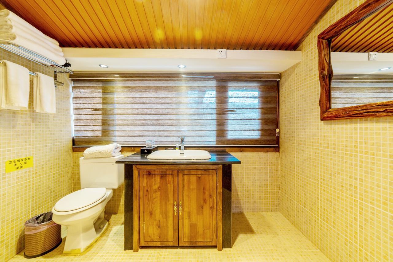 Lijiang Shuhe Yuefeng Resort Hotel Екстер'єр фото