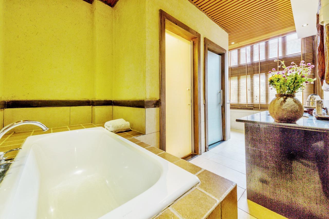 Lijiang Shuhe Yuefeng Resort Hotel Екстер'єр фото
