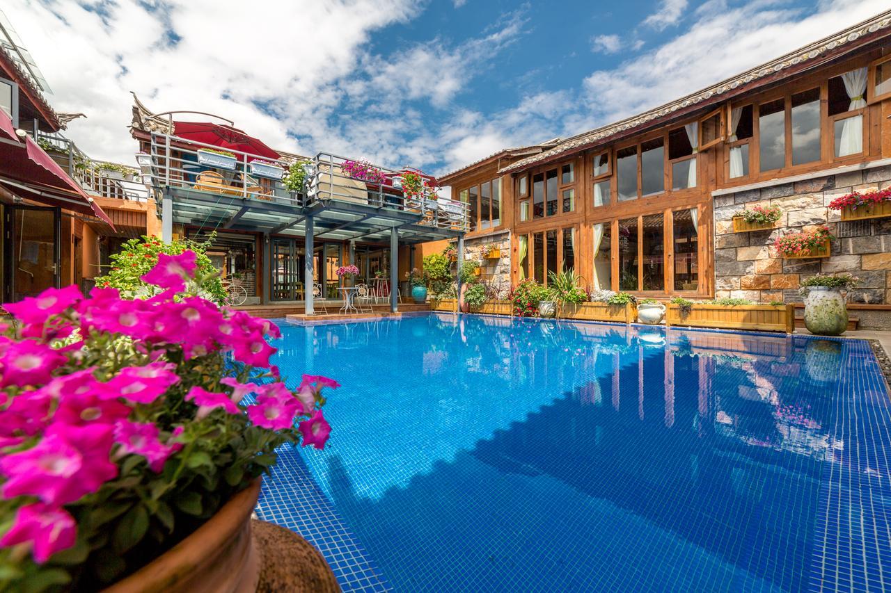 Lijiang Shuhe Yuefeng Resort Hotel Екстер'єр фото
