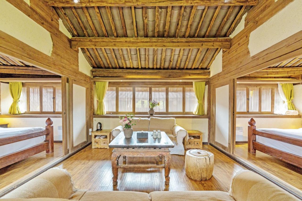 Lijiang Shuhe Yuefeng Resort Hotel Екстер'єр фото