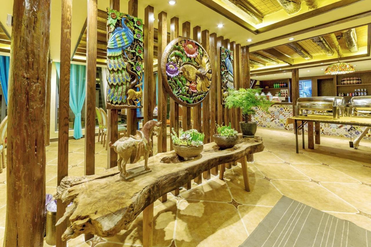 Lijiang Shuhe Yuefeng Resort Hotel Екстер'єр фото